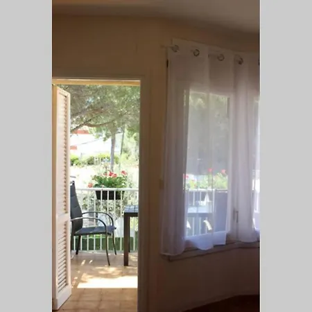 Luxury 4 Bed On Coastal Footpath At Cap Ras Apartment