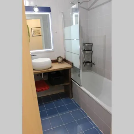 Apartment Luxury 4 Bed On Coastal Footpath At Cap Ras Llanca