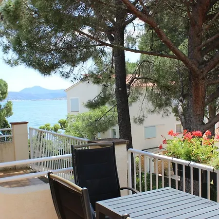Apartment Luxury 4 Bed On Coastal Footpath At Cap Ras