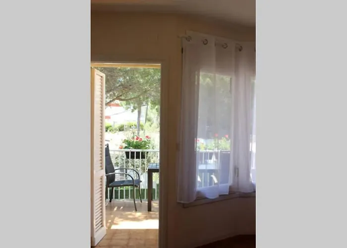 Luxury 4 Bed On Coastal Footpath At Cap Ras アパート
