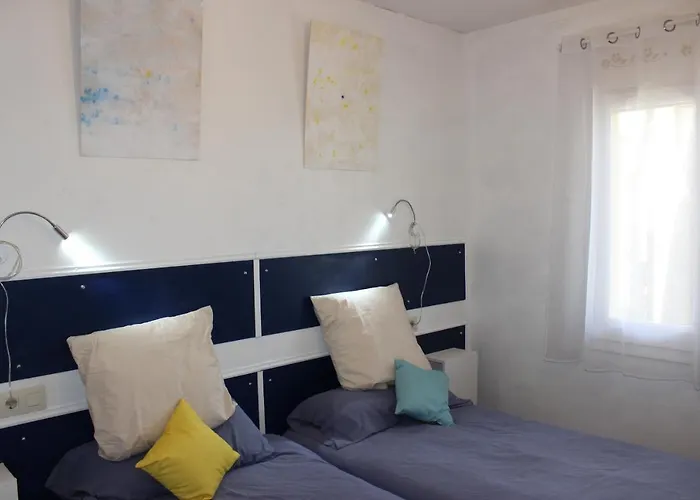 アパート Luxury 4 Bed On Coastal Footpath At Cap Ras リャンサ