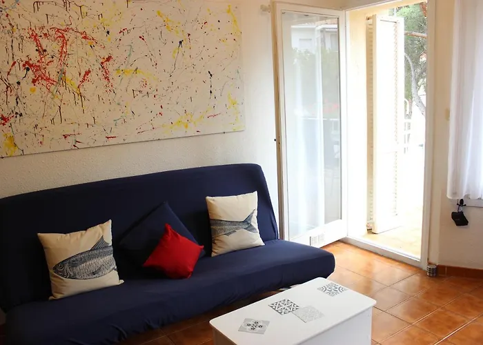 Luxury 4 Bed On Coastal Footpath At Cap Ras アパート リャンサ